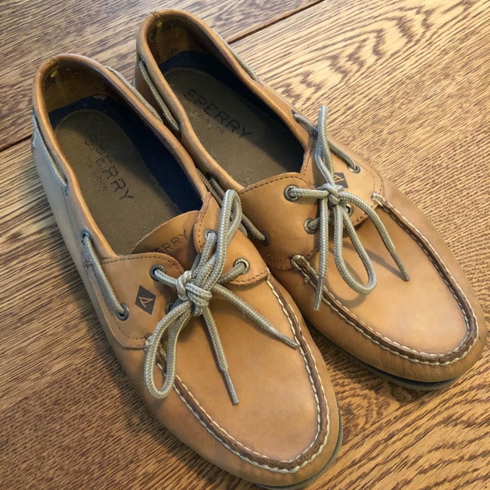 Men’s Sperry original boat shoes